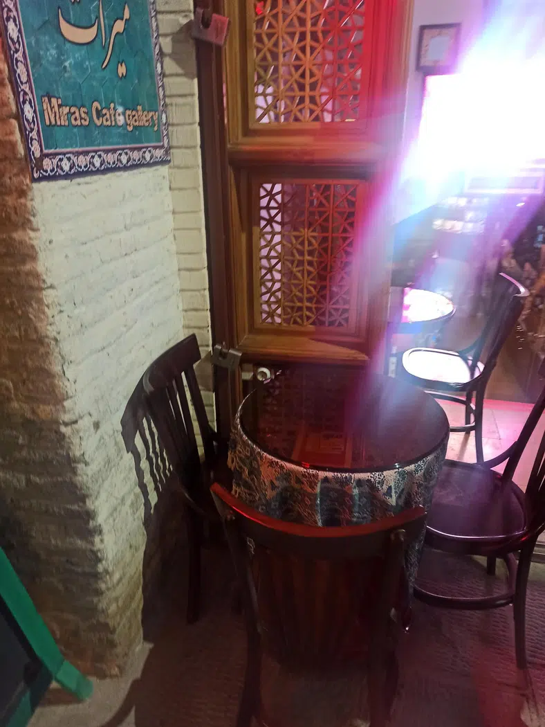 کافه گالری میراث