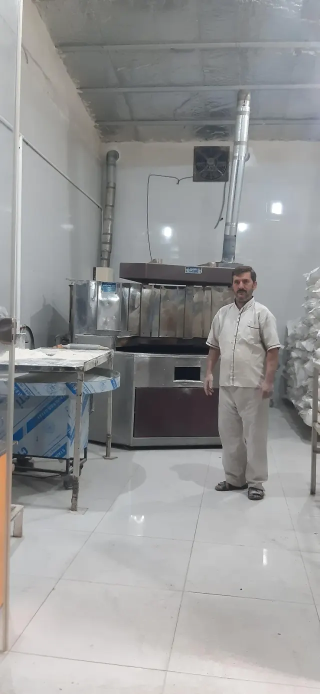 نان خانگی با چوب