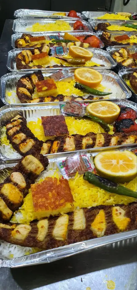 آشپزخانه حاج مهدی