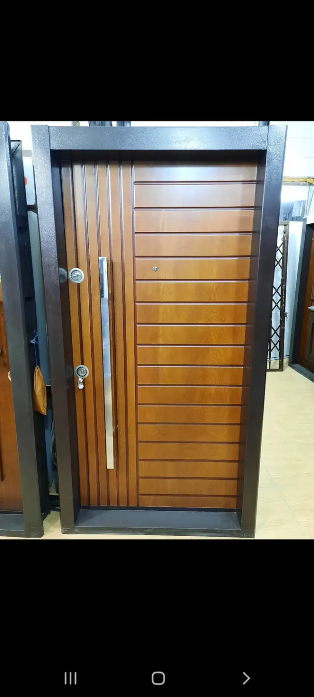 گروه صنعتی آیسین درب