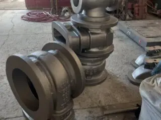 مدلسازی , ریخته گری , ماشین کاری انواع فلزات