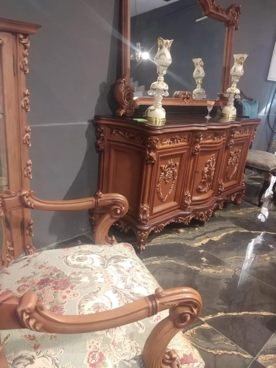 سندبلاست ورنگکاری مبلمان گارنت
