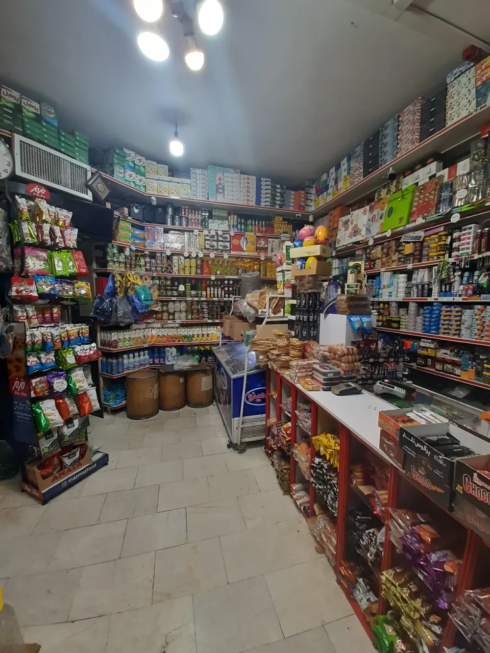فروشگاه زنجیره ای یاران دریان سپهسالار
