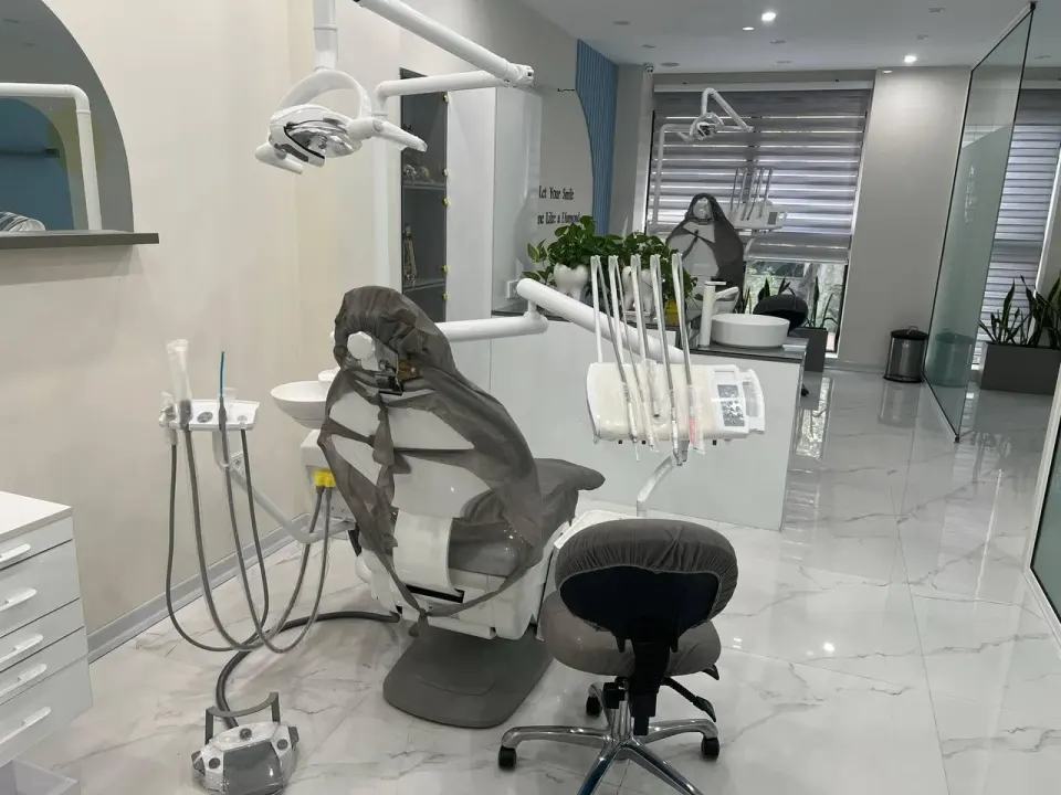 مطب تخصصی ارتودنسی دکتر فاطمه نامور