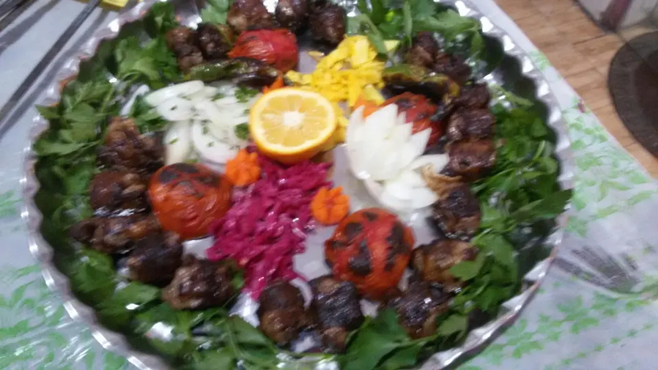 رستوران سنتی بانوی عمارت