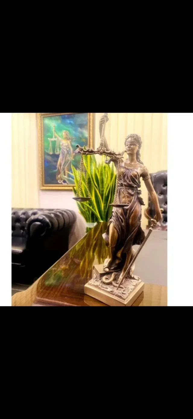 وکیل دادگستری آرش حصاری خسروشاهی