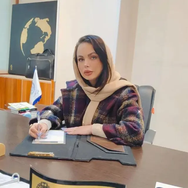 وکیل پایه یک دادگستری الهه قنبری
