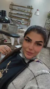 سالن تخصصی کاشت ناخن دنیا