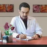 دکتر مهران دانشمند - دندانپزشک در شهرکرد