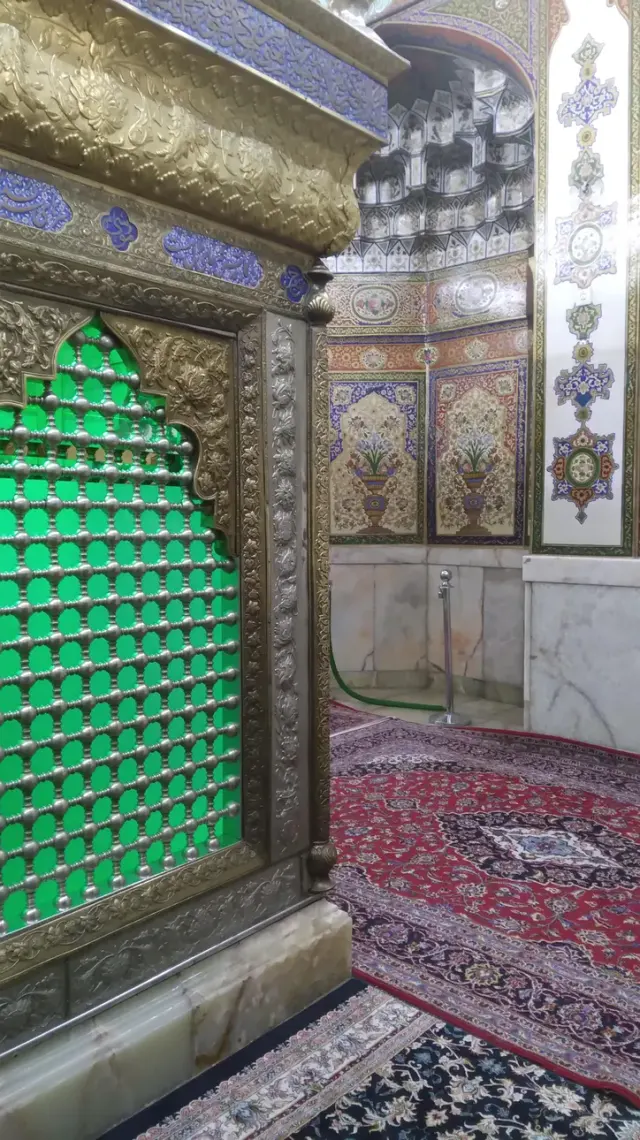 حرم مطهر حضرت امامزاده عبدالله علیه السلام