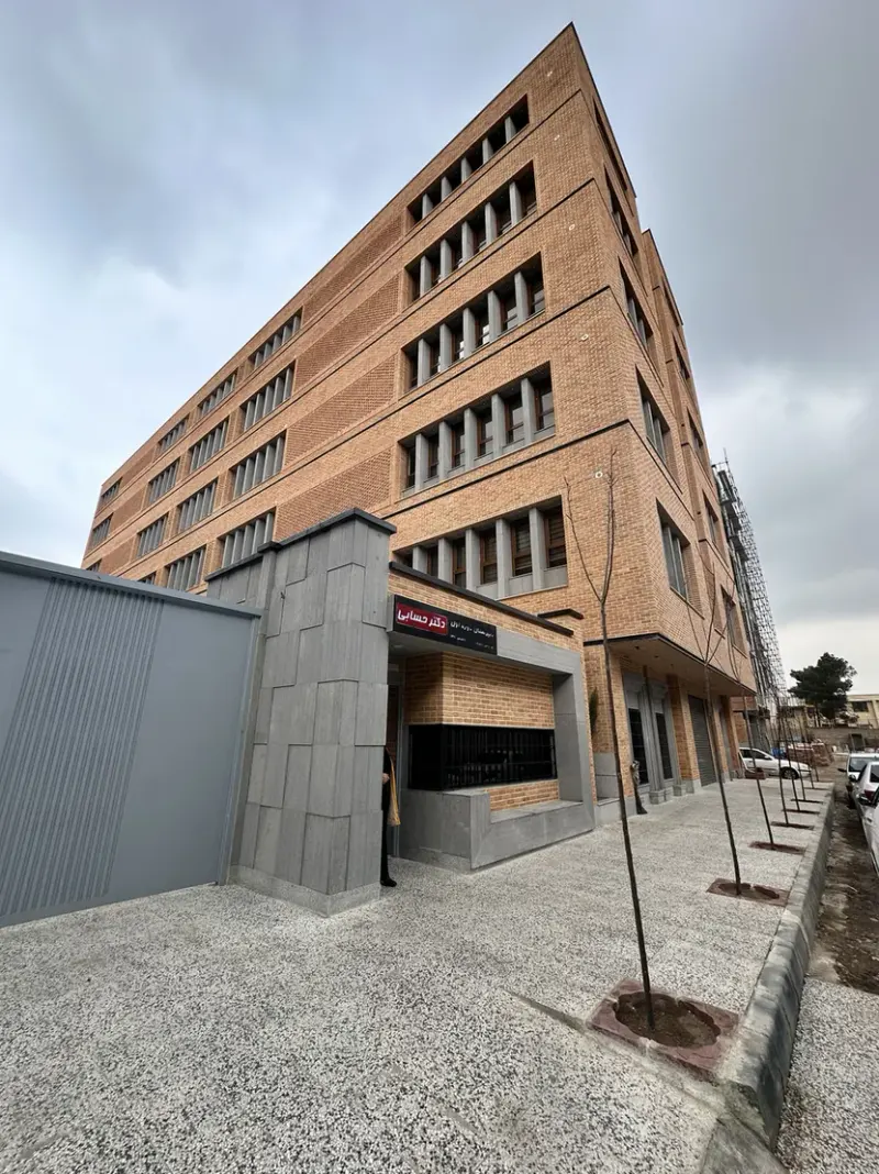دبیرستان دخترانه دوره اول دکتر حسابی