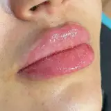 کلینیک زیبایی دکتر نیلوفر هوشیار