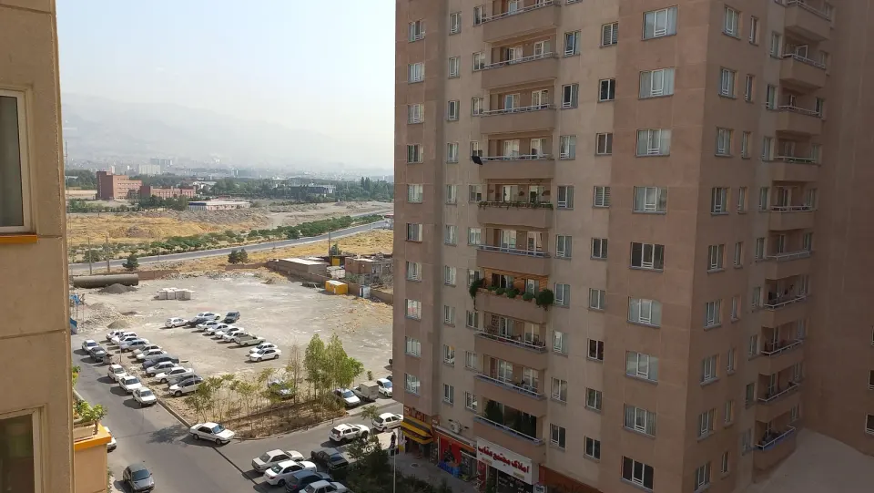 مجتمع مسکونی عقاب