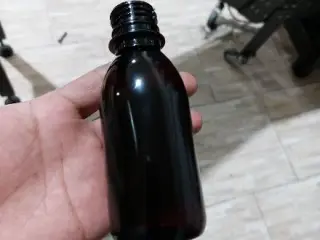 بطری پلاستیکی پت وقالب پت و درب پت و بطری و پریفرم