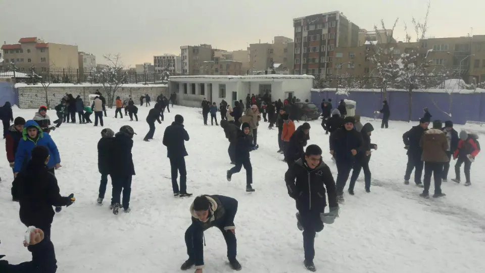 دبیرستان پسرانه آزادگان اسلام