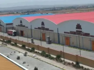 ورق شیروانی گالوانیزه و رنگی و ساندویچ پانل ماموت
