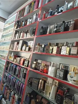 عطر و ادکلن دینا