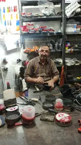 کفاشی عزیز رستمی