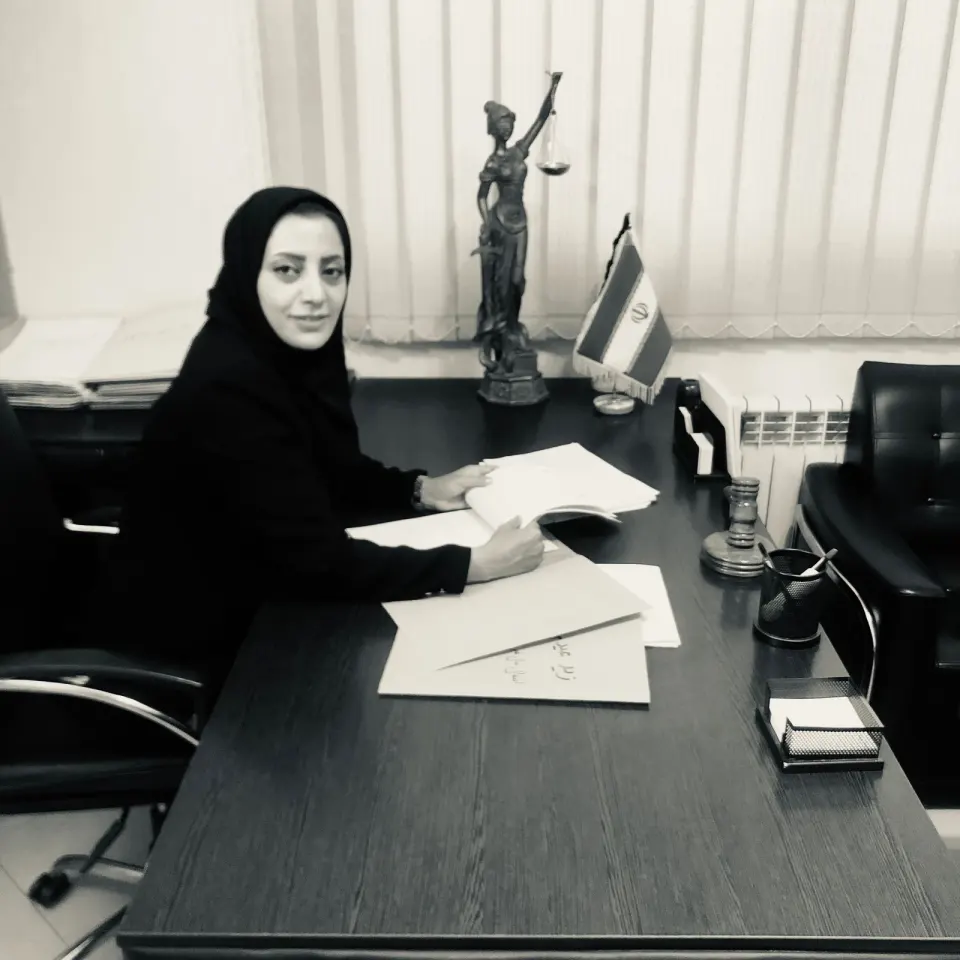 وکیل سعیده جنانی