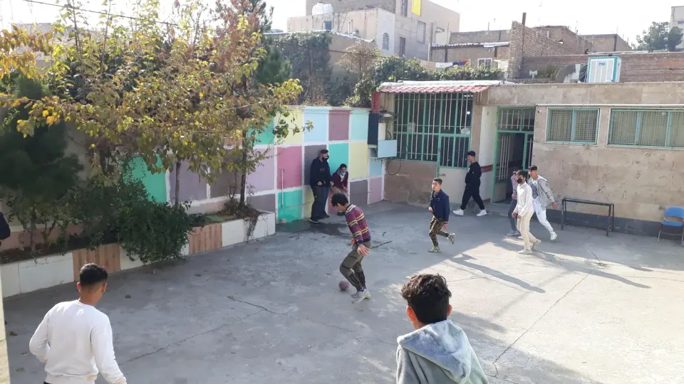 دبیرستان غیر دولتی پیام دانش