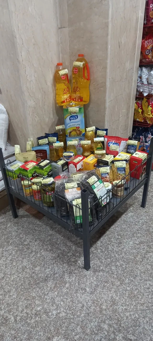 فروشگاه زنجیره ای افق کوروش عباسی