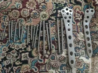 فروش پلاتین ساق و زانو اصلی کار کرده