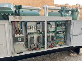 سازنده سردخانه و چیلر و آیس بانک