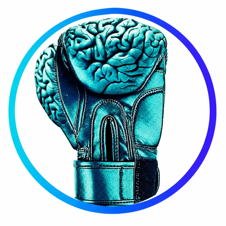 مربی کیک بوکس و رزمی بانوان معصومه عطاری