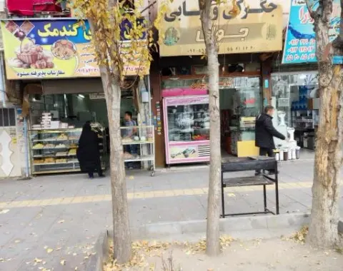 کبابی داور ذکائی