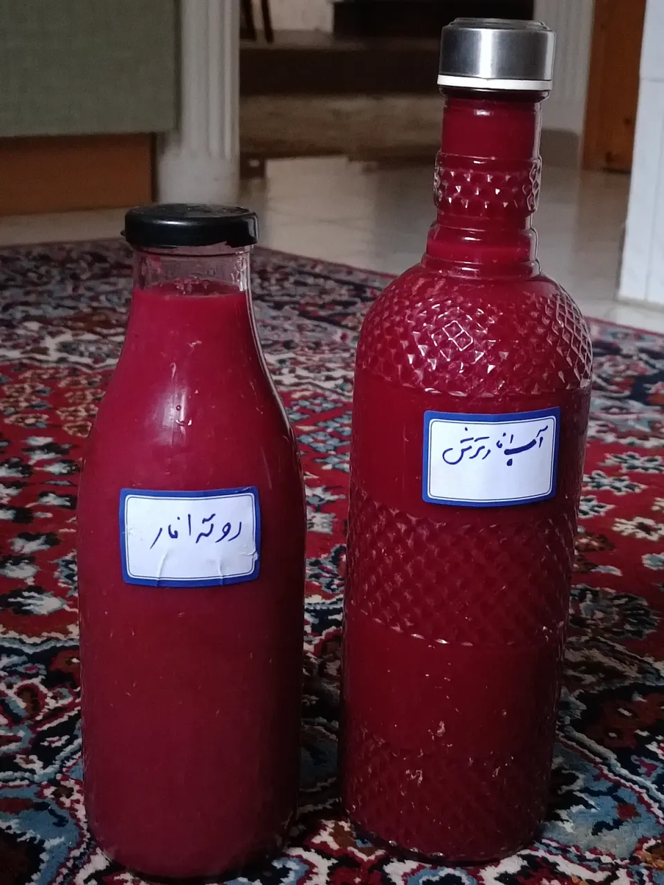 فروش محصولات محلی و خانگی saheb garden