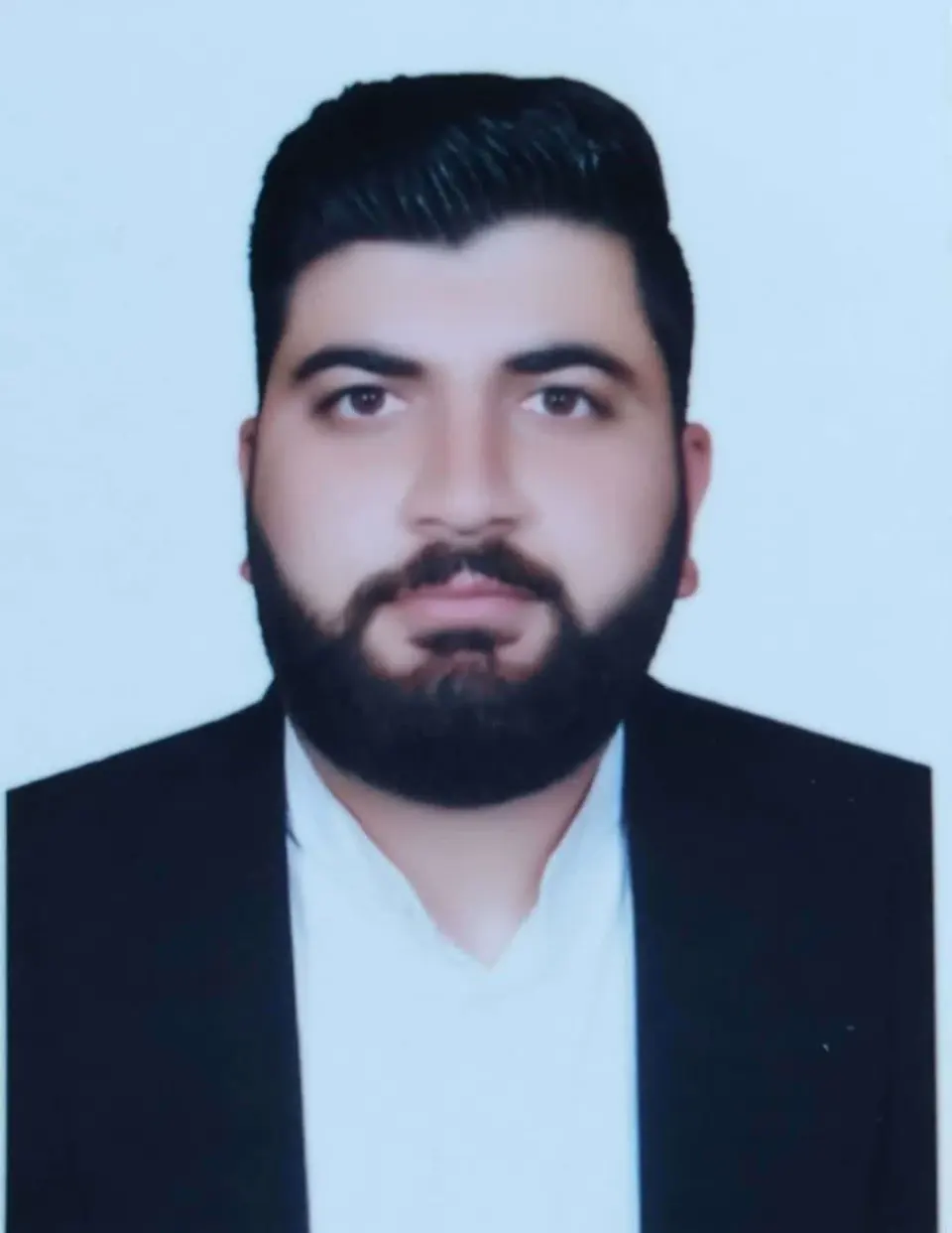 وکیل مصطفی حسنی