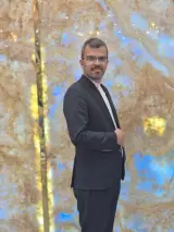 وکیل پایه یک دادگستری مجاهد