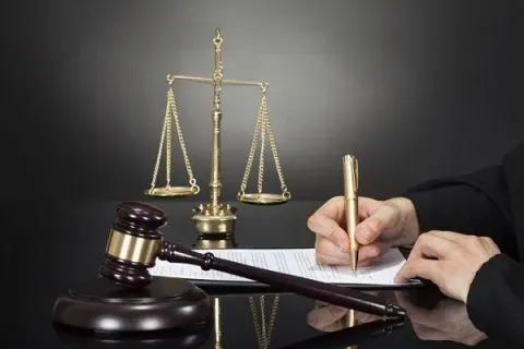 وکیل مهدی کشتکار