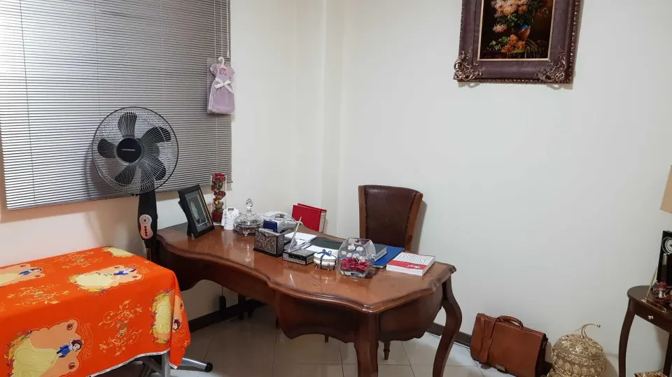 مطب دکتر پرویز قدم لی