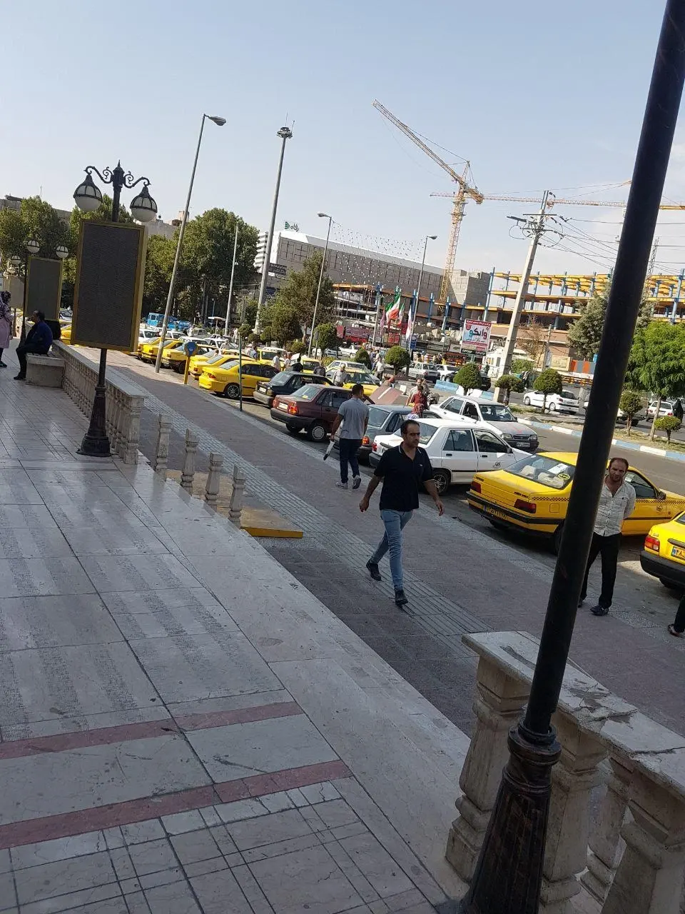 مرکز خرید فیروزه