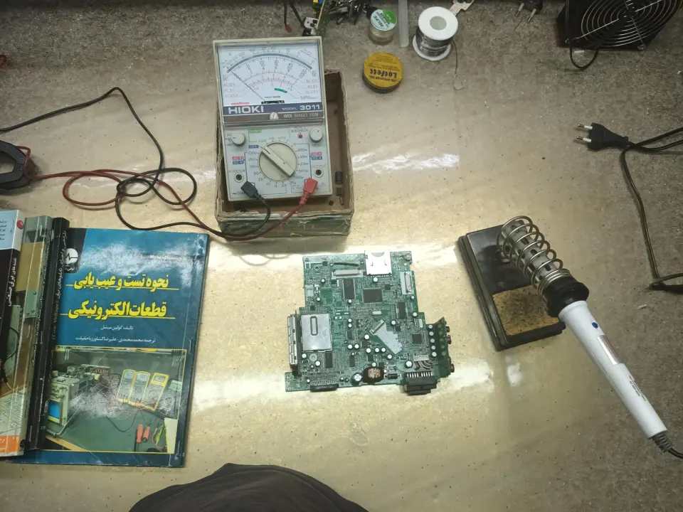 برق وصنعتی الکترونیک بابک