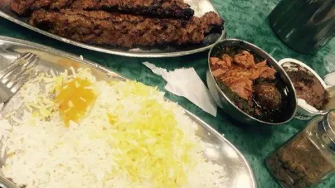 کباب سرای حاج حسین مروی