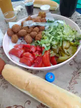 فلافل و سمبوسه لاله
