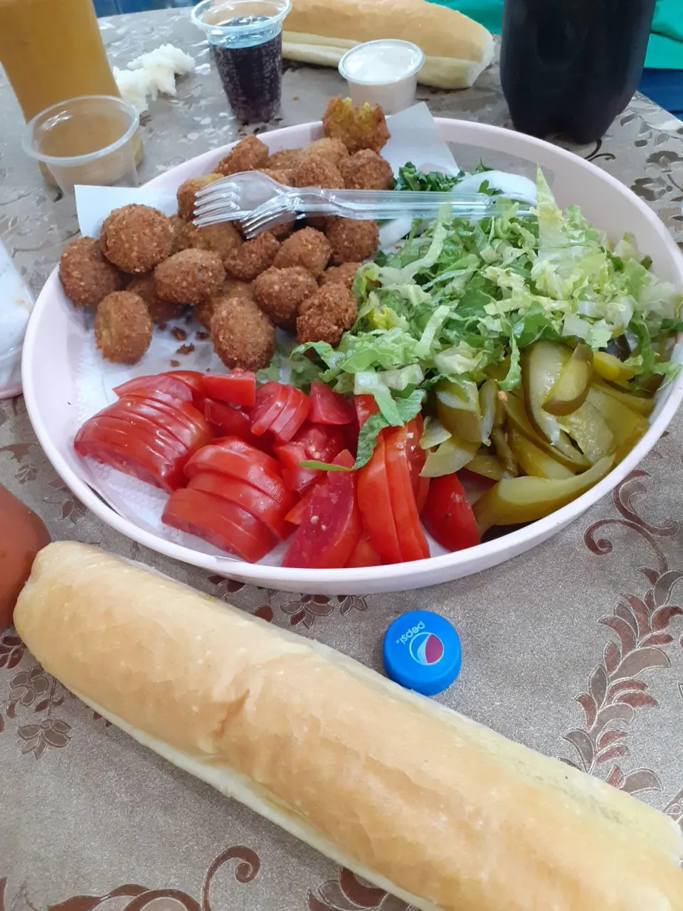 فلافل و سمبوسه لاله