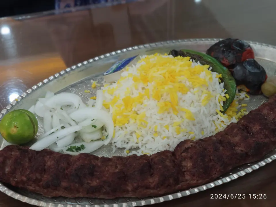 کبابخانه اصیل ناب بناب