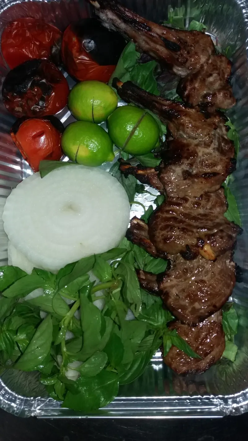 رستوران دامون