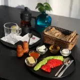 کافه حوض در میدان نقش جهان اصفهان