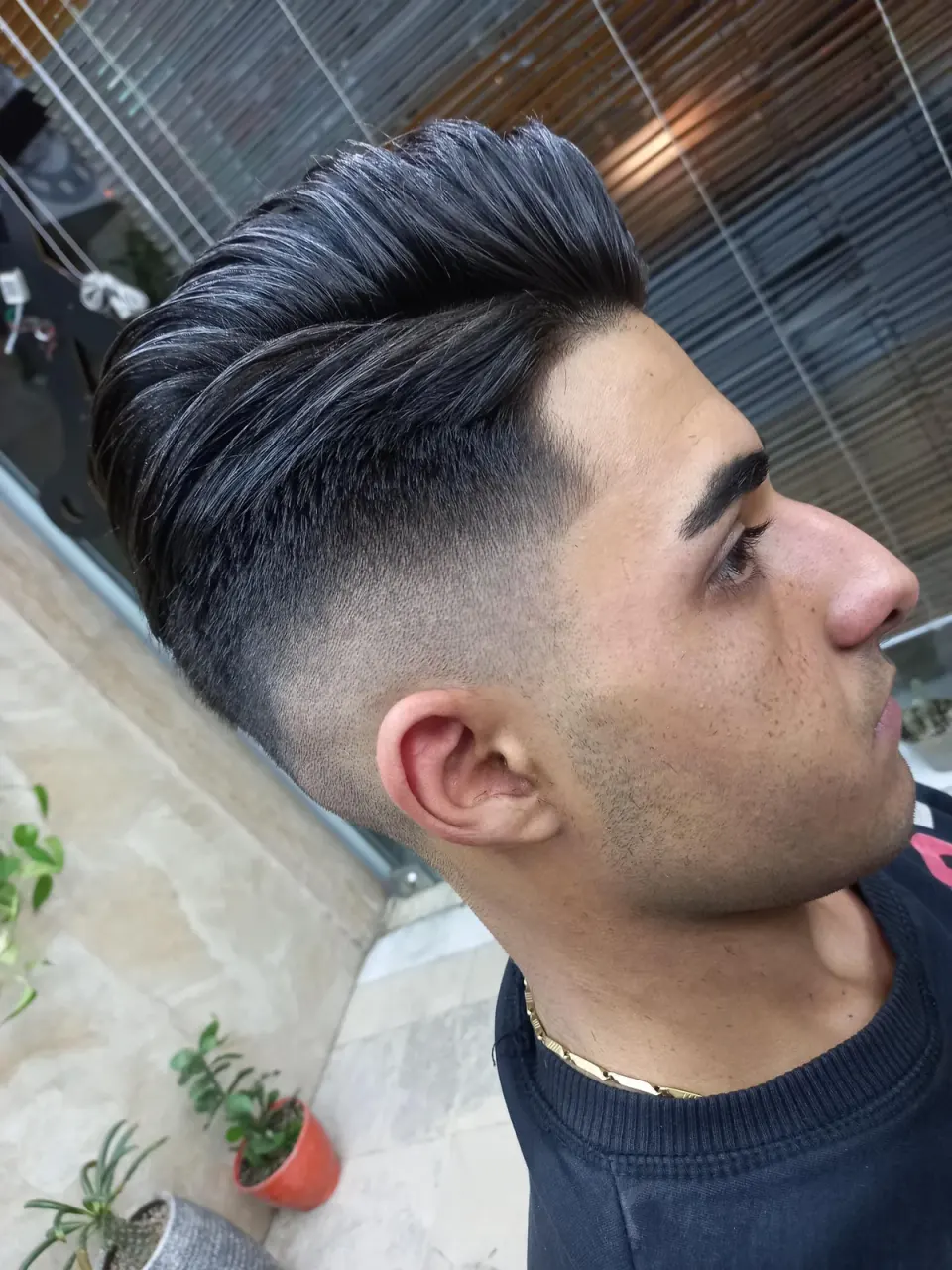 آرایشگاه محمد استایل