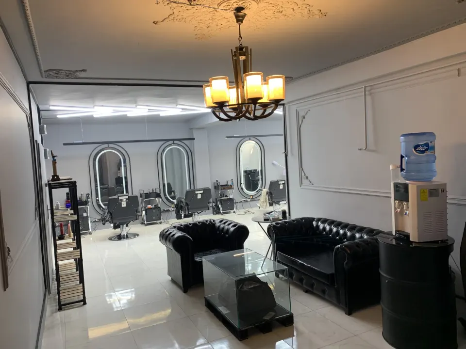 آرایشگاه مردانه مستر استایل