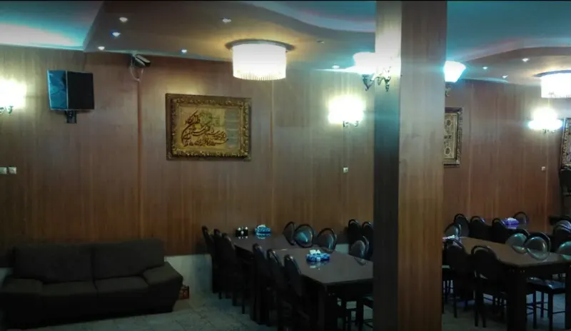 رستوران فرخ سرو