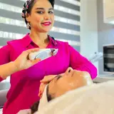 کلینیک زیبایی هارمونیا در تجریش