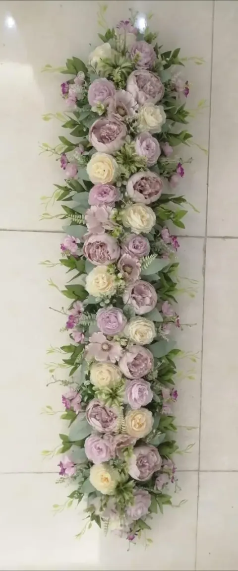گلفروشی و تزئین گل آرایی