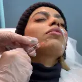 کلینیک‌ والا