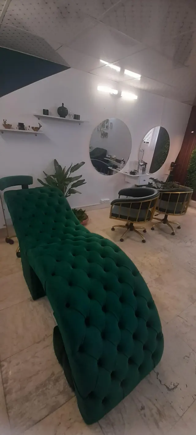 سالن زیبایی لوتوس - Lotus Beauty Studio
