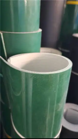 تامین ، تهیه , تولید و فروش انواع تسمه نقاله صنعتی ، بهدا شتی و غذایی pvc, ساید وال( ادیب صنعت پارسا)